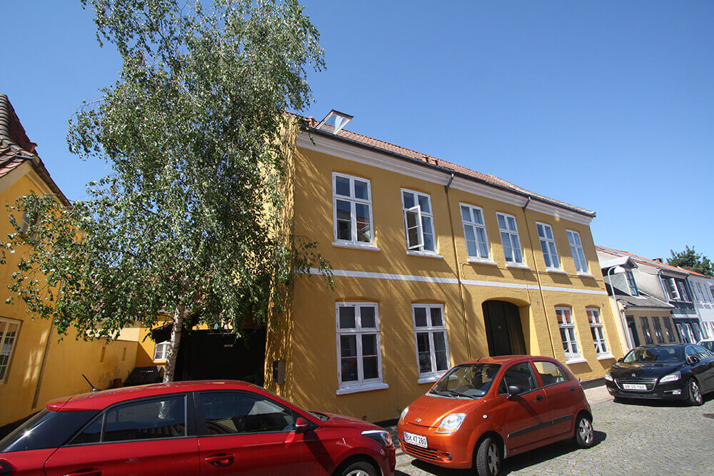 Fronten af Humlebo Gruppens ejendom Skattergade 34 i Svendborg